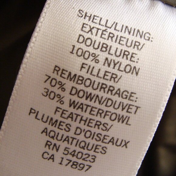 BANANA REPUBLIC Black Sleeveless DOWN Filled PUFFER Style VEST Sz LARGE (Mens) - Picture 7 of 9